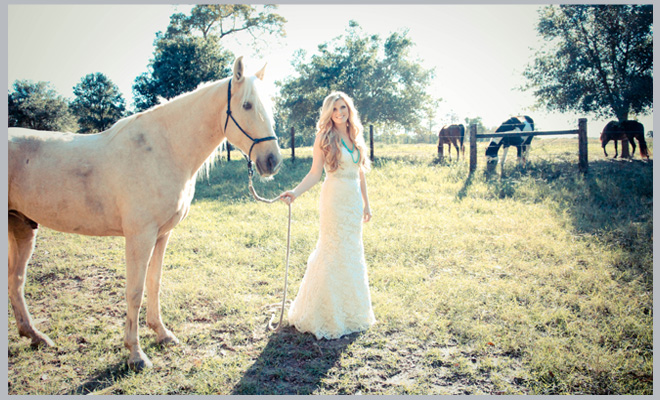 Rustic, Romantic Bridals by Rachel Robinson Photography ~ Houston Wedding Blog