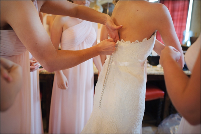 Pink and Gray Briscoe Manor Wedding by Lindsay Elizabeth Photography