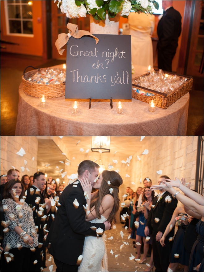 Navy and Ivory Briscoe Manor Wedding by Lindsay Elizabeth Photography