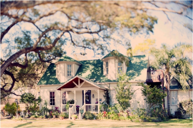 Dreamy Vintage Texas Garden Wedding