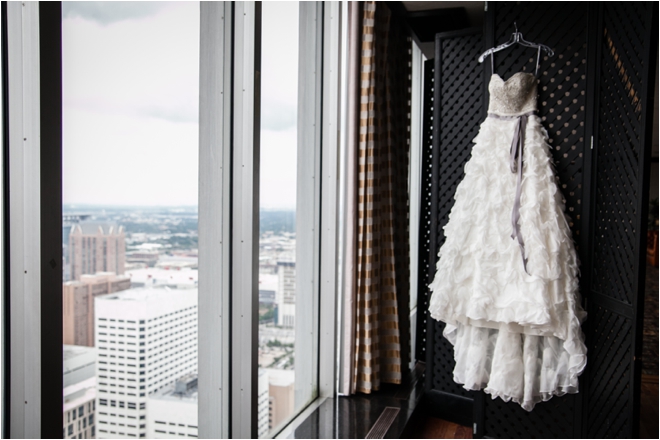 http://www.weddingsinhouston.com/Professionals/houston_wedding_ceremony_receptions_locations/Petroleum_Club_of_Houston.aspx