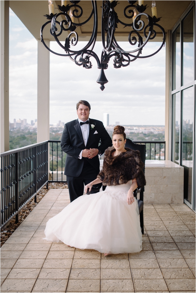 Modern Black & White Wedding at Hotel ZaZa by Adam Nyholt 