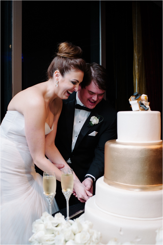 Modern Black & White Wedding at Hotel ZaZa by Adam Nyholt 