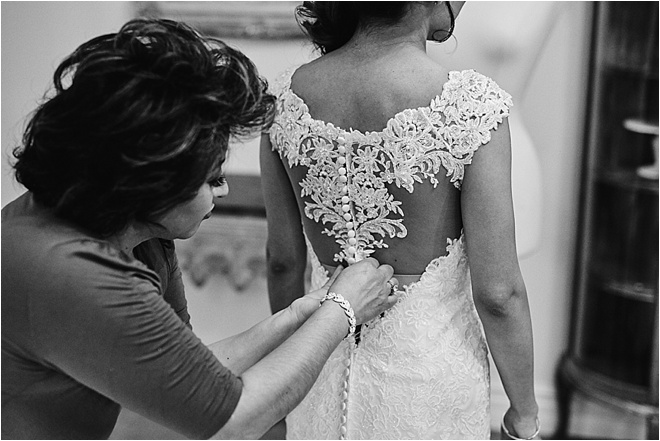 Mom-Helping-Bride-Get-Ready