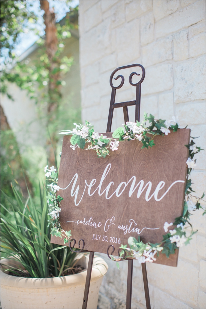 Rustic-Welcome-Sign