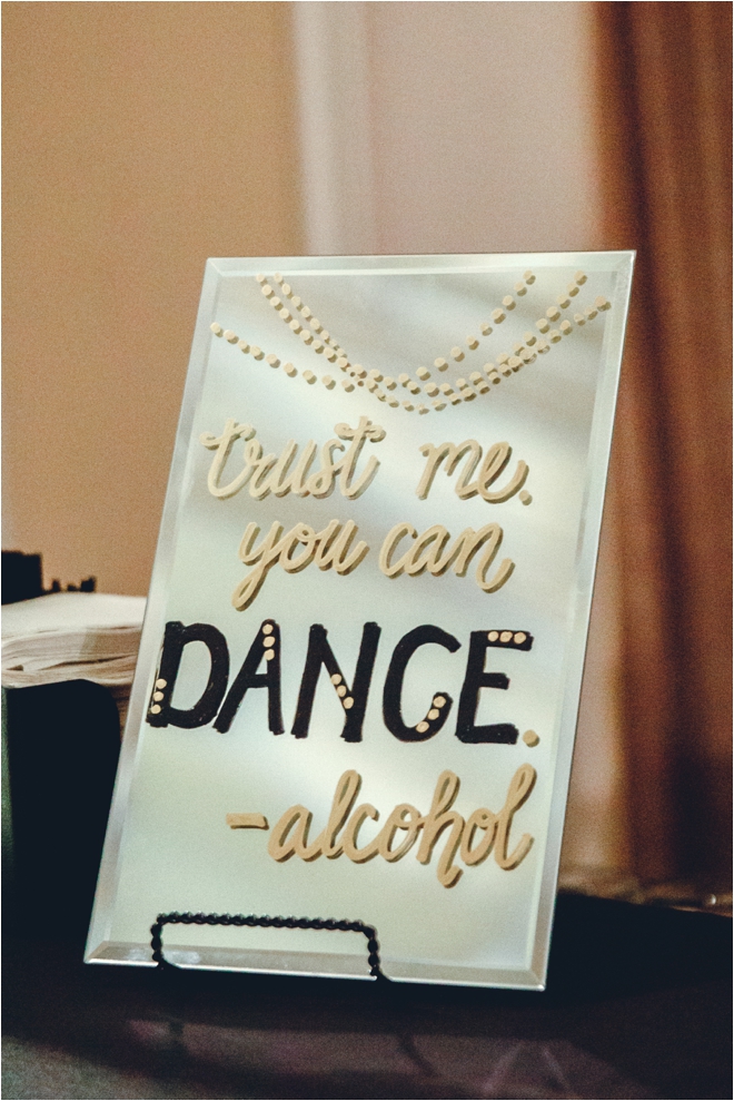 Fun-Wedding-Signs