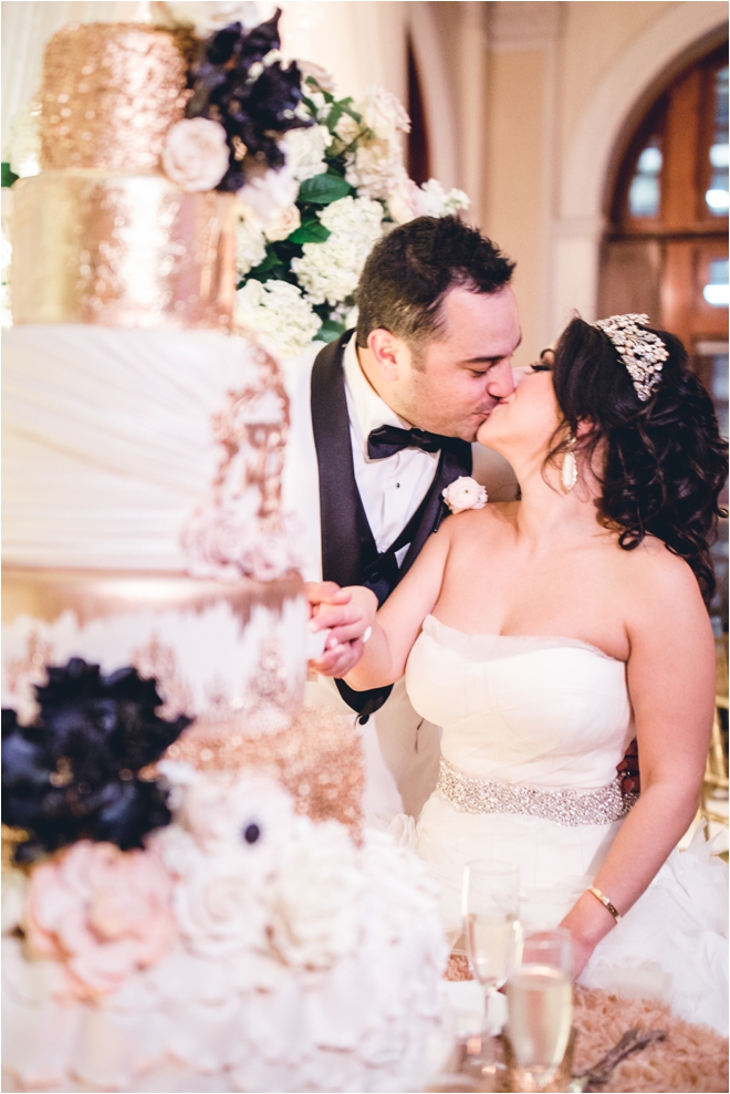 Bride-and-Groom-Cutting-Cake