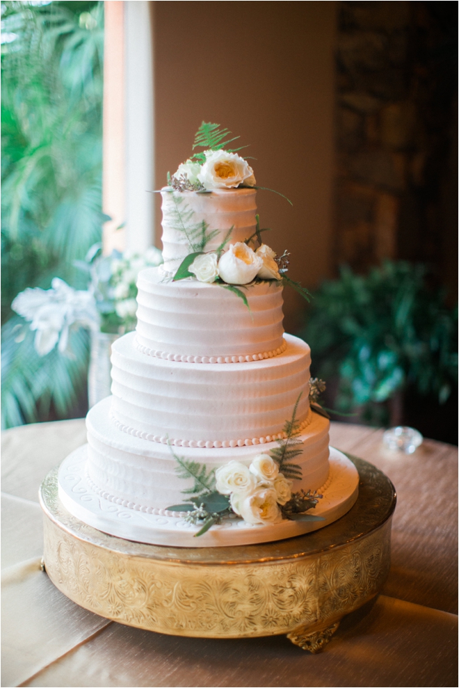 White-Rustic-Wedding-Cake