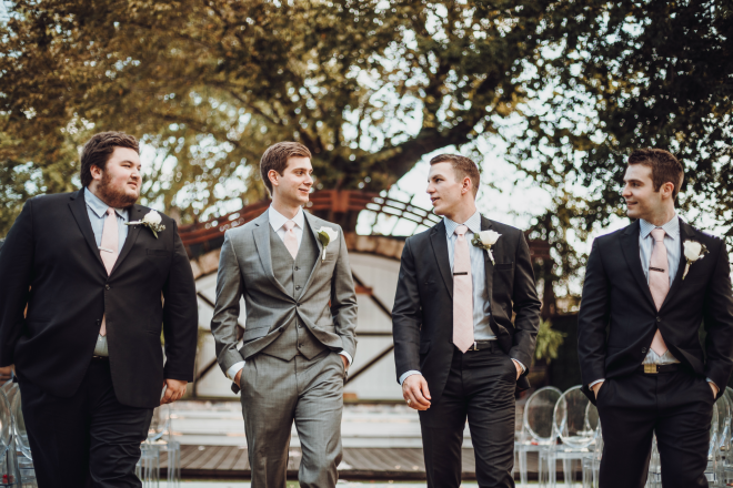 groom and groomsmen