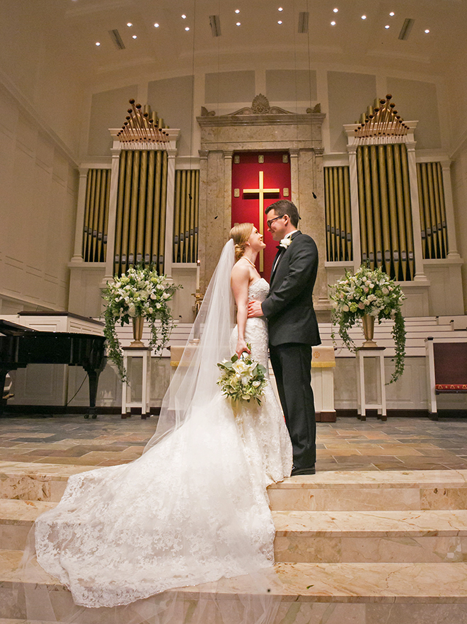 california texas wedding, bride and groom in church sanctuary, church wedding ceremony, bridal portrait photography