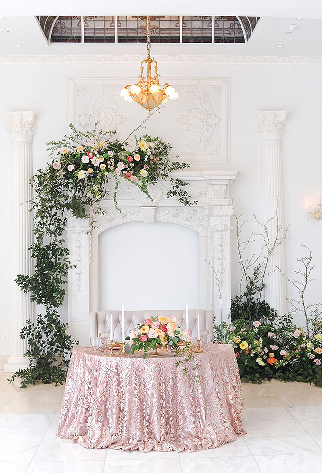 royal wedding inspired shoot, chateau cocomar, jessica frey photography, spring florals, regal wedding decor, blush and gold table setting, white marble, reception decor, houston wedding venue