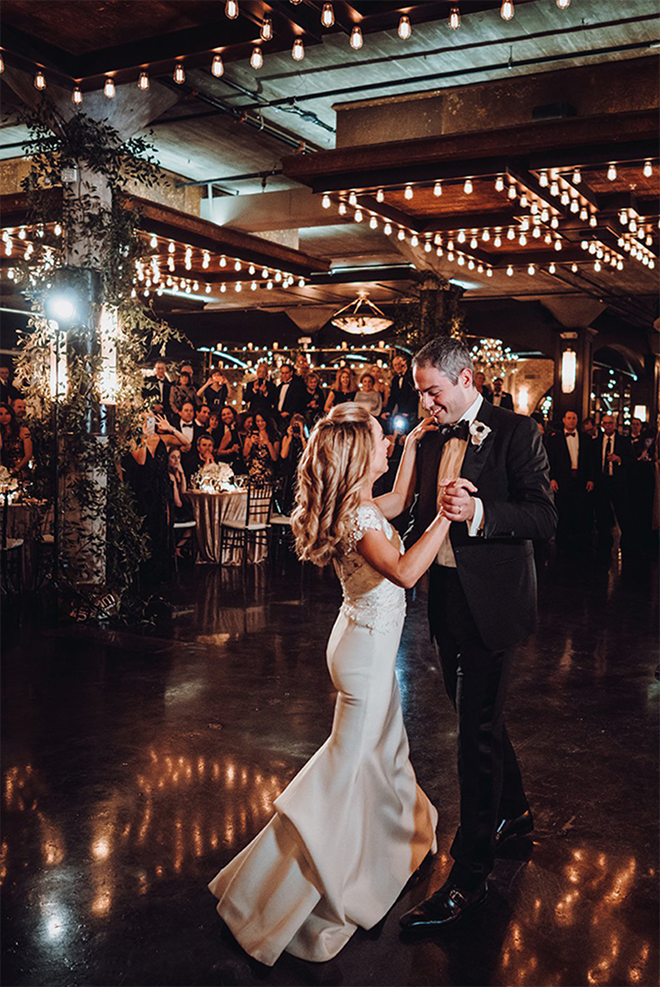 first dance, classic first dance songs, wedding reception, choreography, couples dance, newlyweds, dancefloor