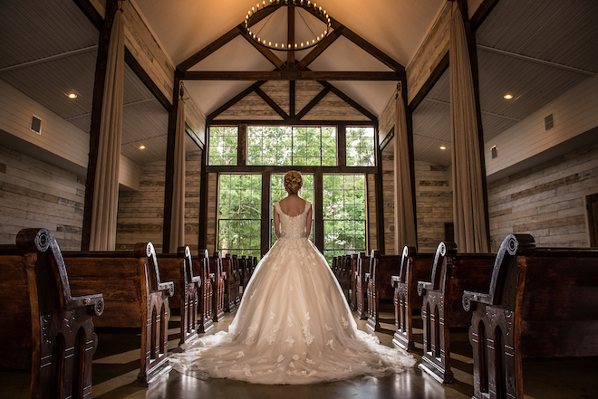 On Site Chapel Wedding Venues - Big Sky Barn