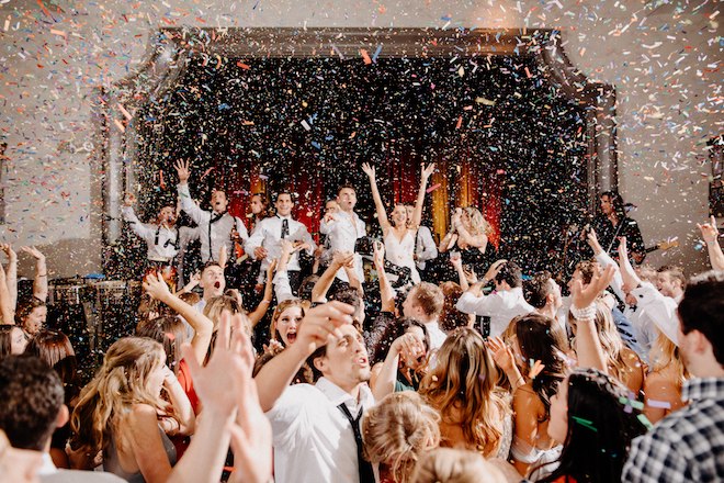 unique wedding reception entertainment ideas confetti cannon