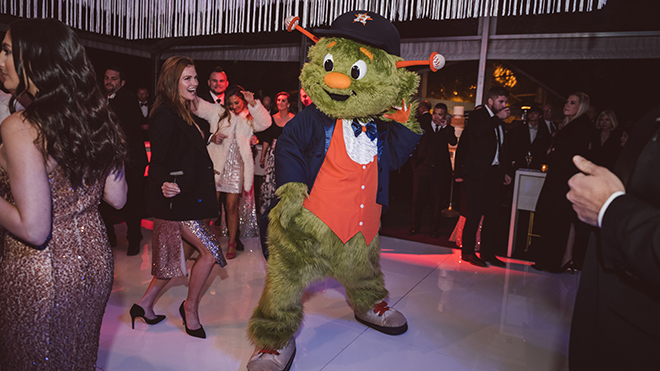 astros ryan pressly new year's eve wedding mascot orbit