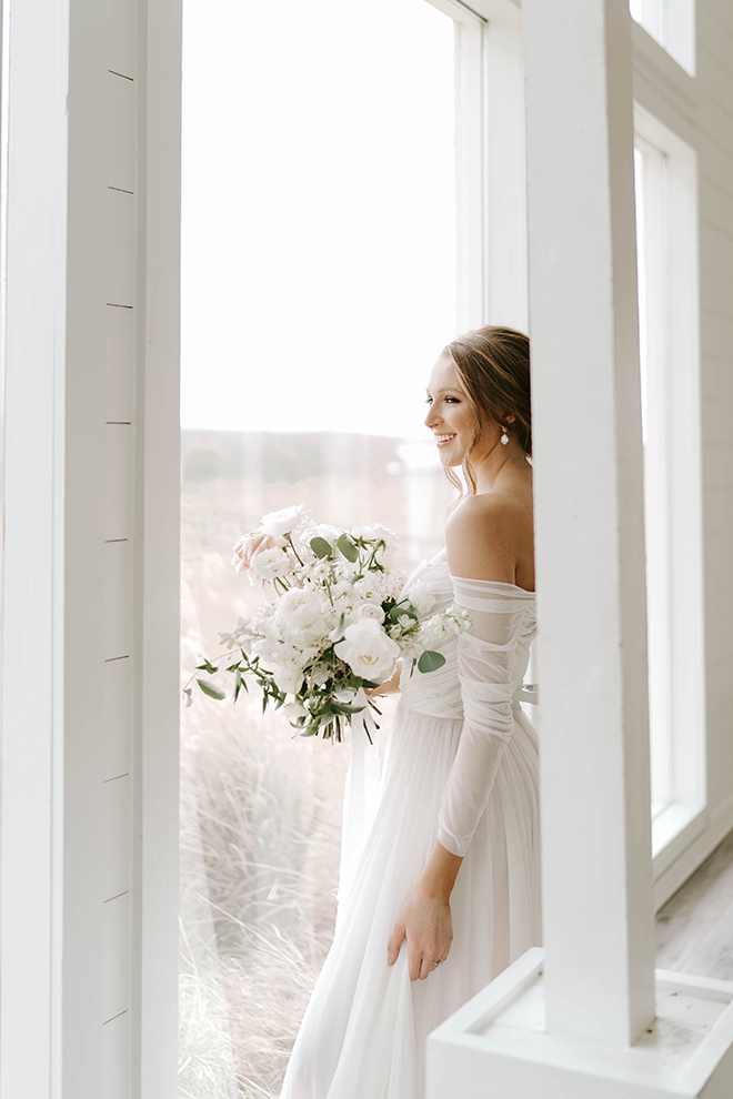 romantic bridal photography, timeless, magical, chic, emily figurelli, luxury wedding photographer, houston, texas, farmhouse, styled shoot, wedding theme ideas