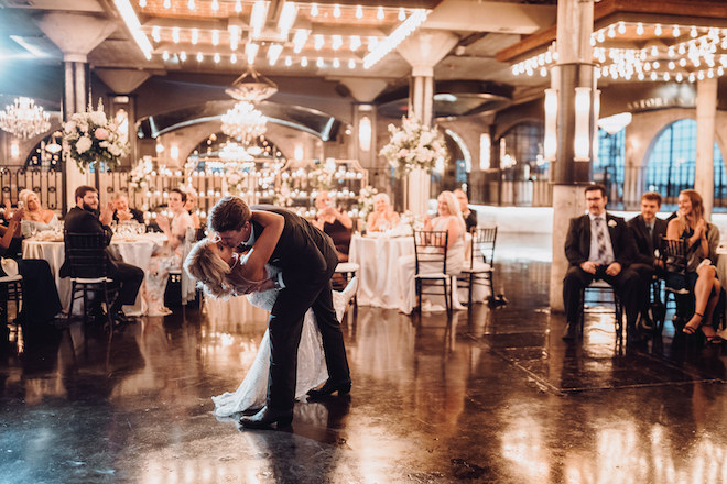 Intimate summer wedding, first dance, the astorian