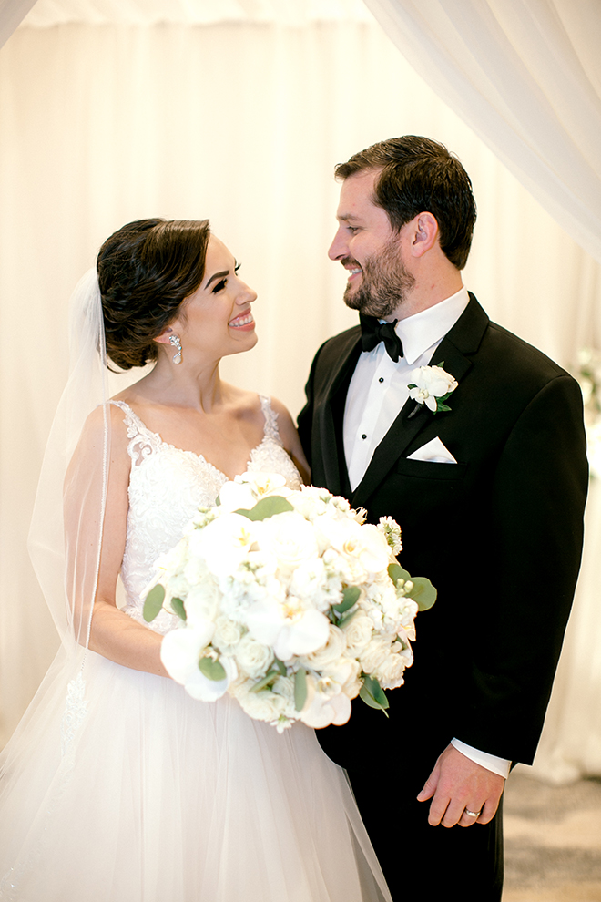 wedding photography, couple portrait, bride, groom, bridal bouquet, plants n petals, white