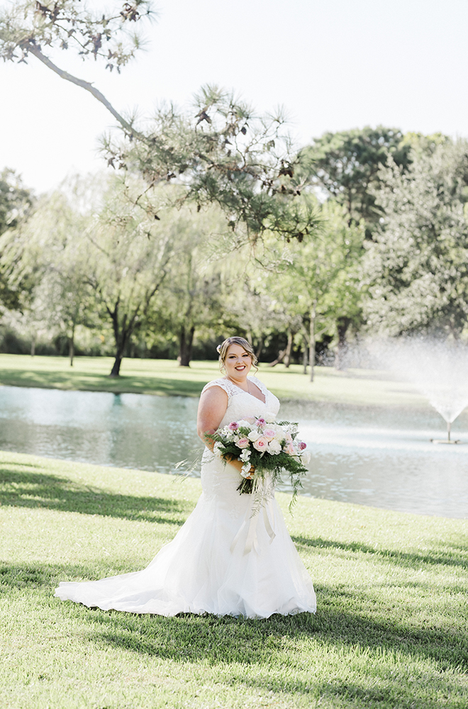 garden wedding, kemah gardens, houston, venue, bridal portraits, wedding photography