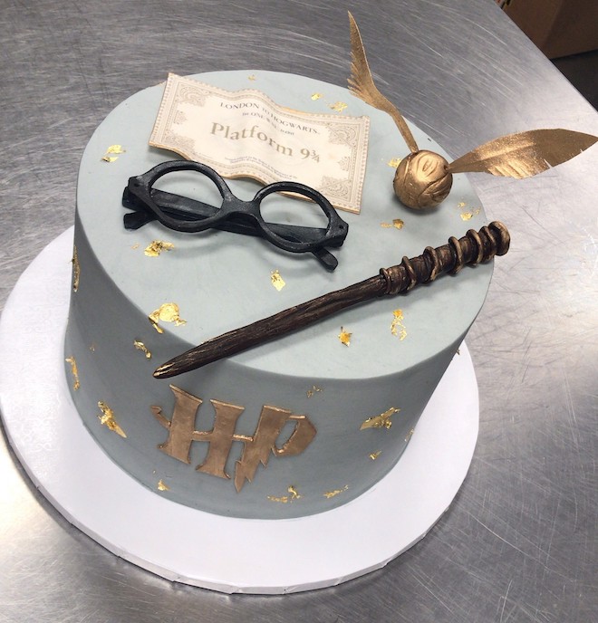 harry potter, wedding cake, wedding ideas, personal, unique, cake designs, common bond cakes