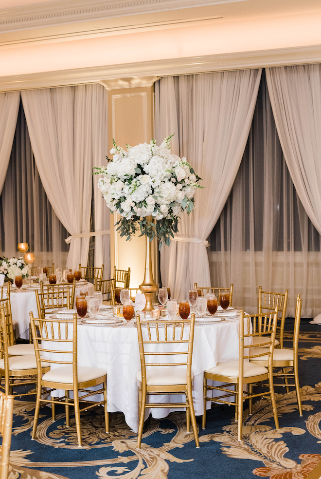 reception decor, floral centerpieces, dramatic, lush, white, gold