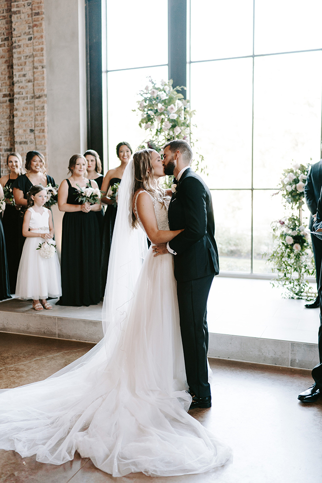 wedding ceremony, chapel, iron chapel, iron manor, day, i do, greenery, natural light, bridal gown