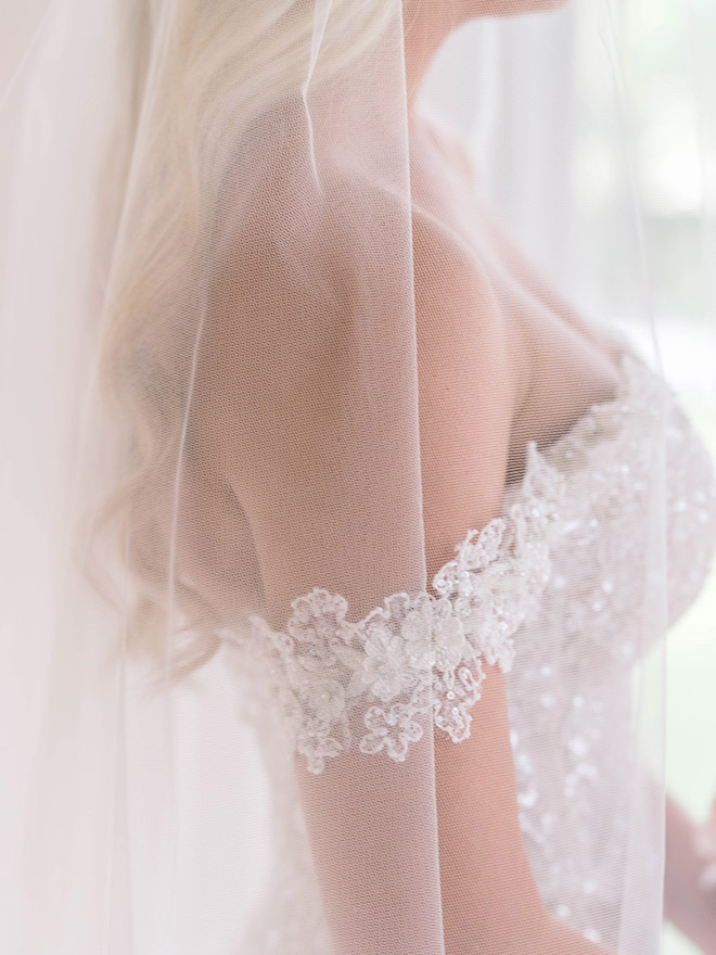 bride, bridal, details, off the shoulder wedding dress, lace, floral, veil