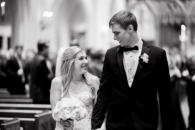 bride, groom, wedding photography, wedding photos, wedding photo ideas, couple's portrait, groomswear, black, bowtie, bridal bouquet