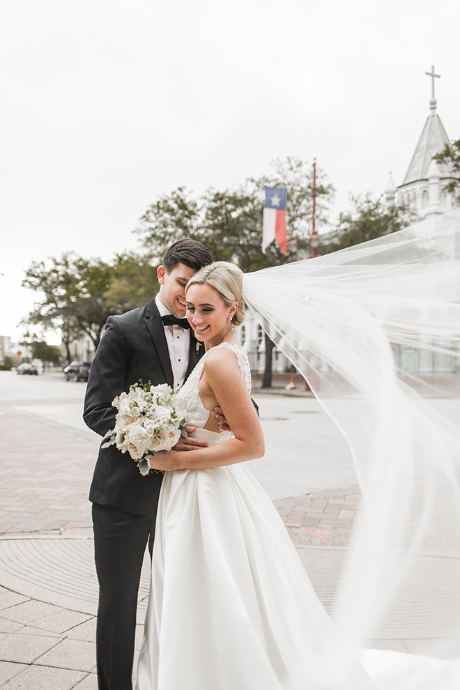 bridal bouquet, white, ivy, groom, bridal up-do, janelle alexis salon, groom's suit, bowtie, elegant