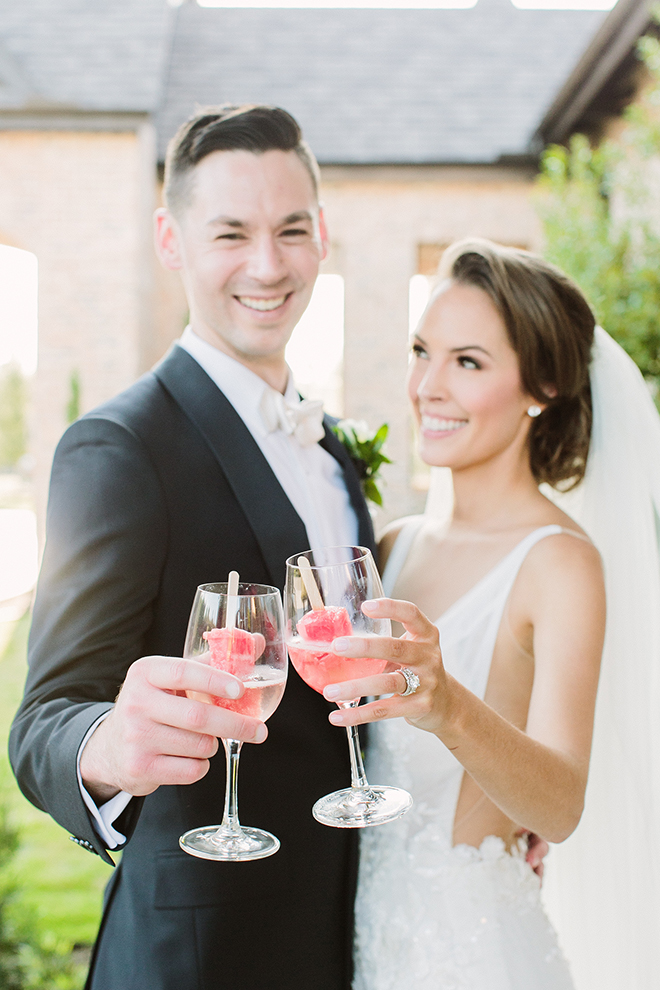 bride, groom, portraits, cocktail hour, alcohol, popsicles, unique reception ideas