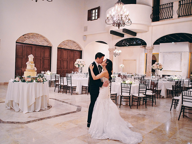 dreamy, european inspired wedding, bell tower on 34th, white linens, black chiavari chairs, floral centerpiece, blush, white, elegant, classic, wedding table, table setting