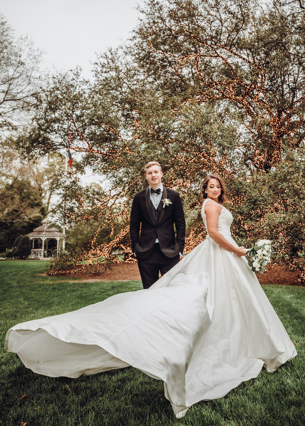 Classic Ivory Wedding at The Houstonian Hotel, Club & Spa