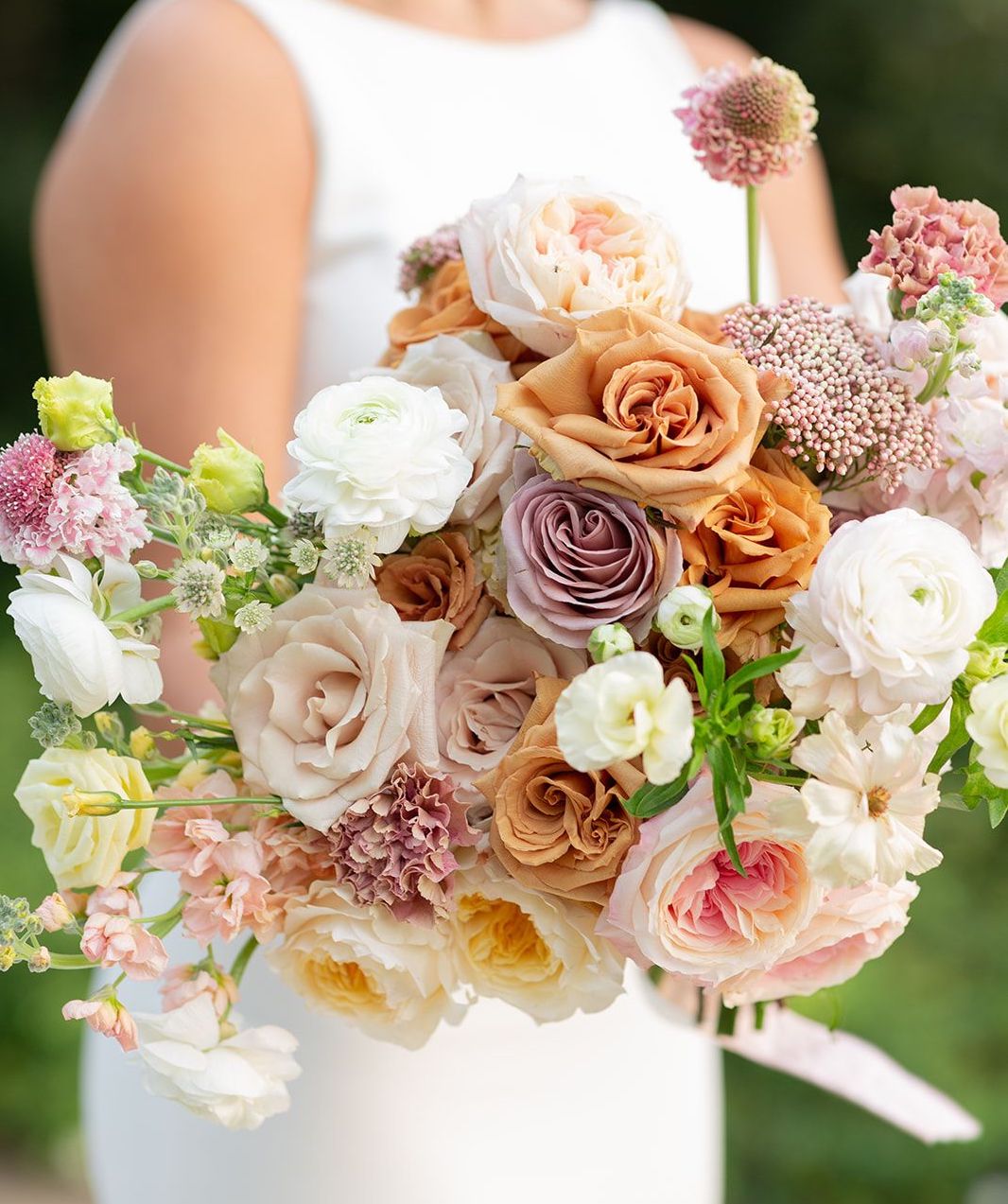 Close up of the artfully curated bridal bouquet for the southern styled shoot at The Mansion at ColoVista.