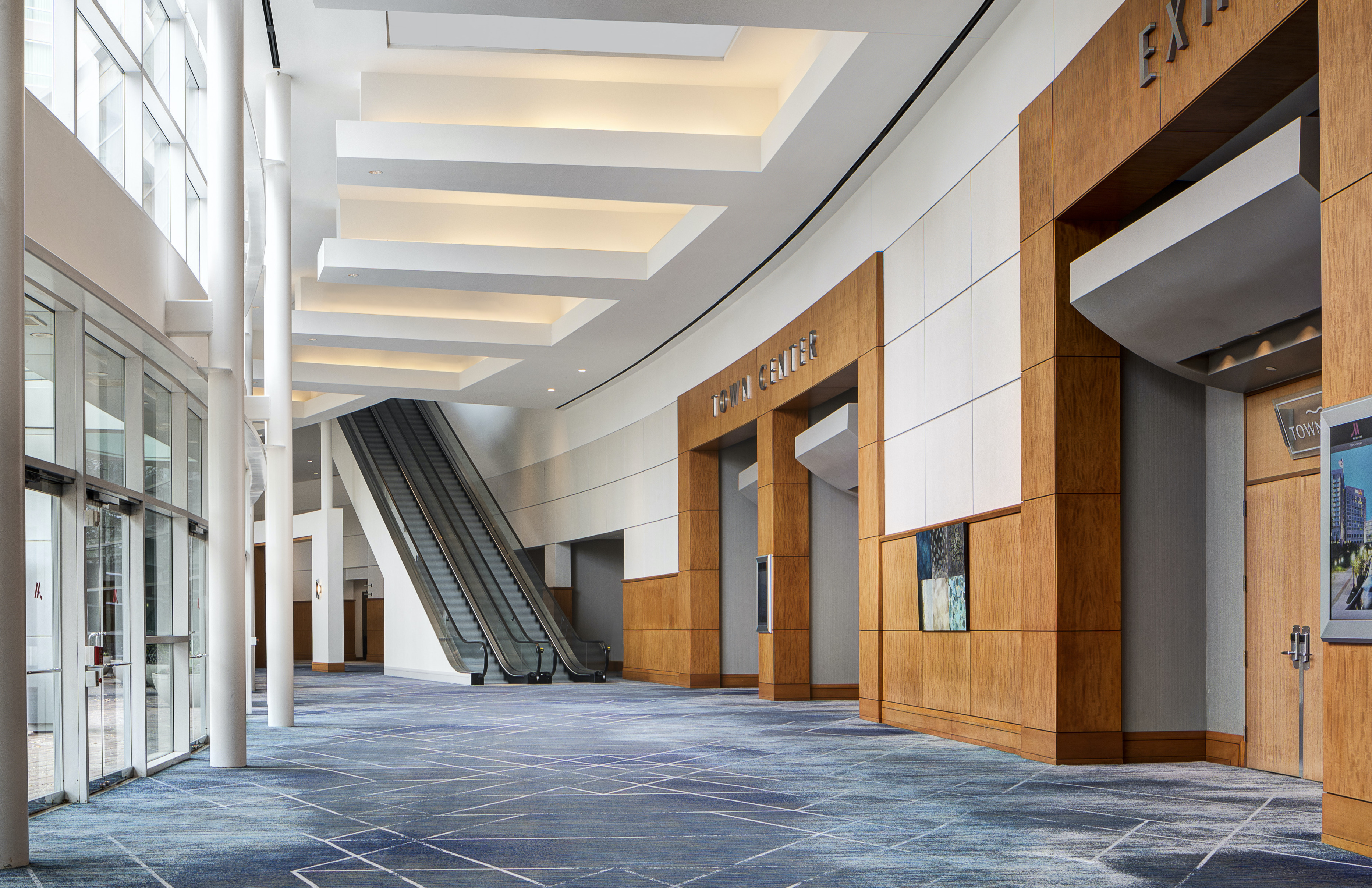 The lobby space in front of the entrance of the largest venue at the Marriott hotel in The Woodlands.