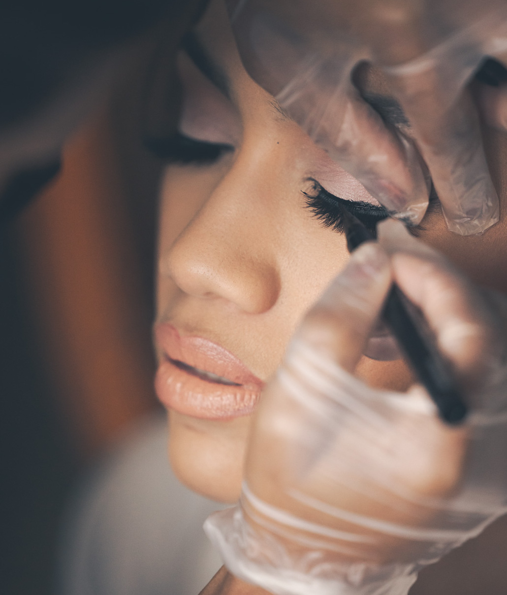 A bride gets her makeup done before her wedding in NOLA.