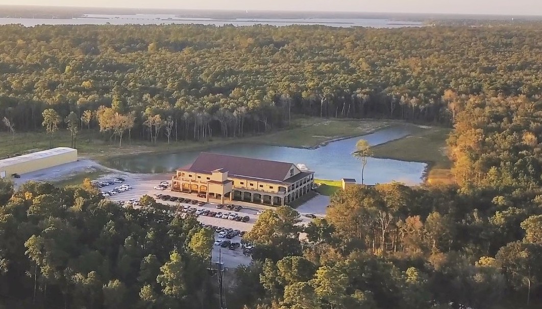 A secluded luxury wedding venue just North of Houston in Crosby, TX called The Hundred Oaks Event Center.