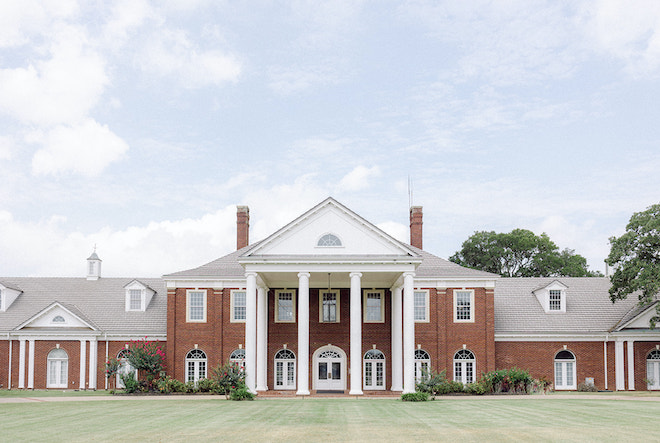 The colonial-style wedding venue, The Mansion at Colovista located in Bastrop, Texas. 