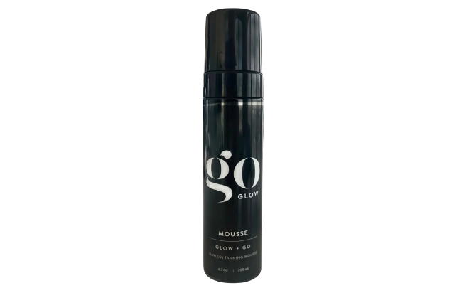 Apply the goGLOW MOUSSE after your spray tan to maintain a longer lasting wedding tan. 