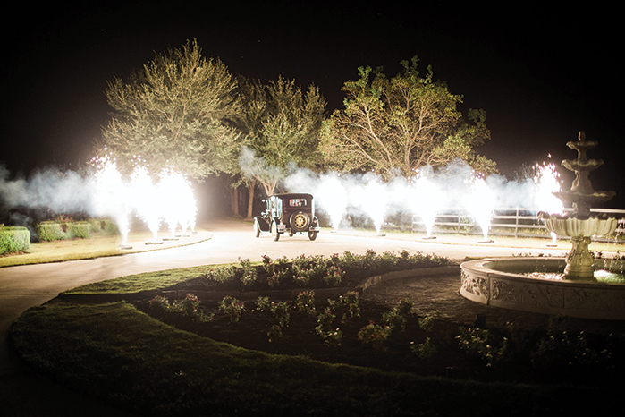 F. Scott Fitzgerald Inspired Styled Shoot for Weddings in Houston - Photo: Kelly Hornberger