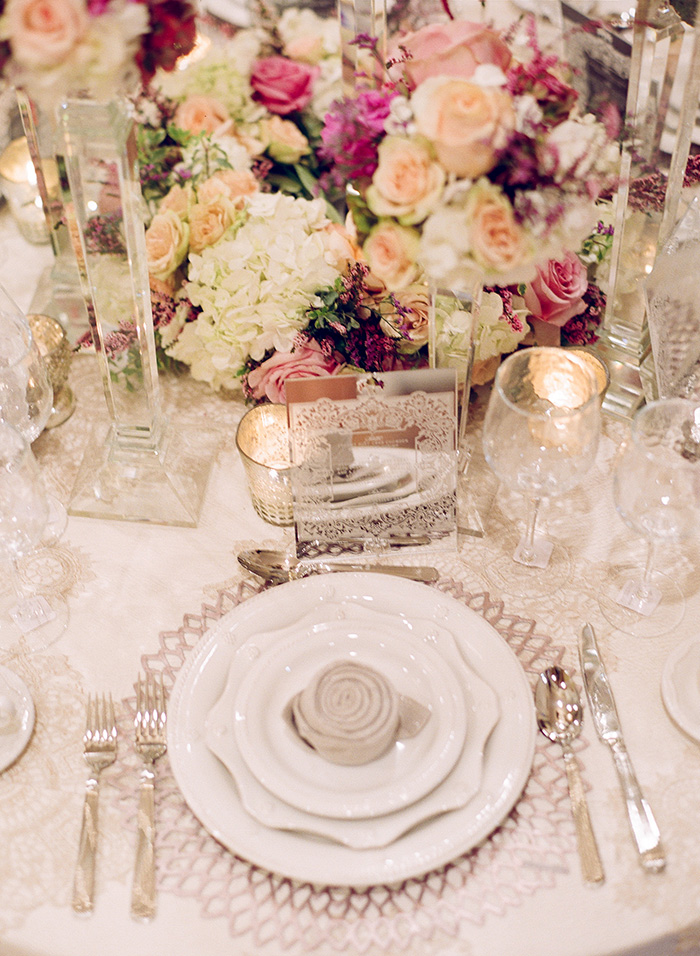 F. Scott Fitzgerald Inspired Styled Shoot for Weddings in Houston - Photo: Kelly Hornberger